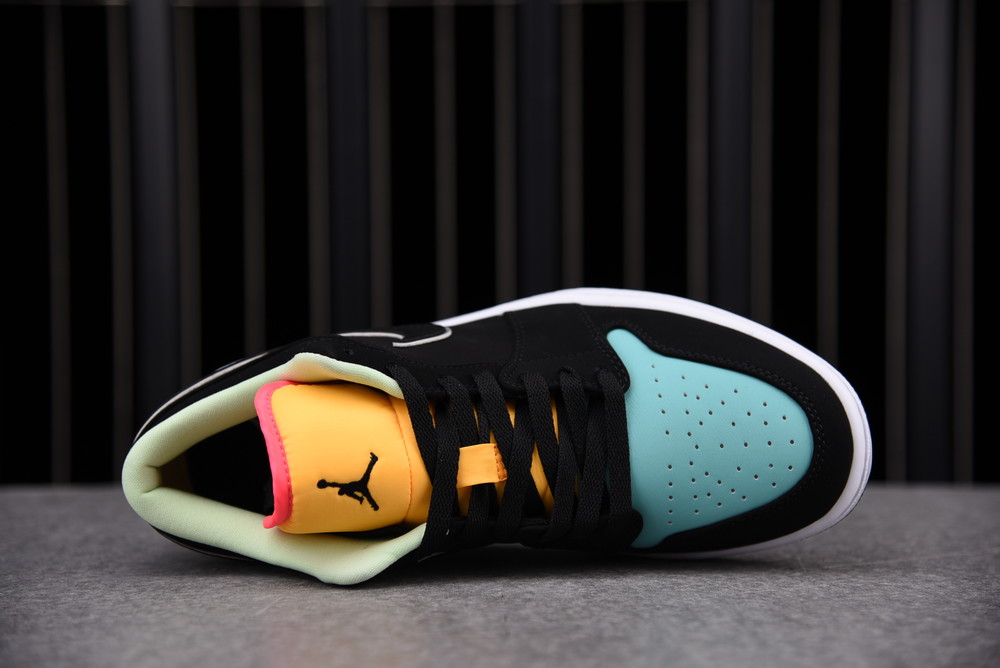 AIR JORDAN 1 LOW SE Aurora Green